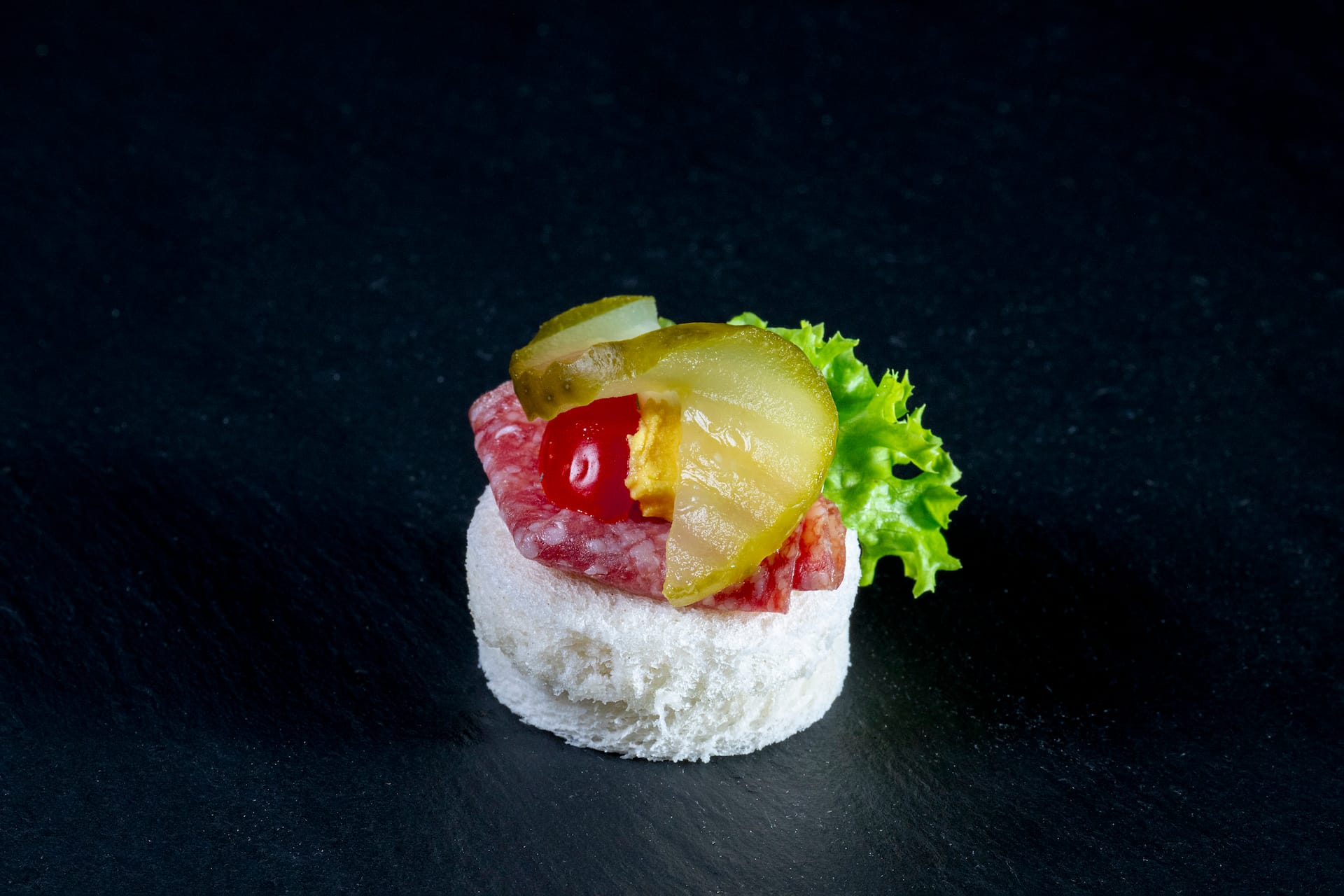 Salami Canapee - meinbroetchen.at Salami Canapee - meinbroetchen.at